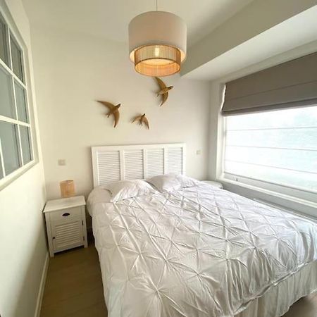 1 Chambre Avec Parking Au Coeur De Bruxelles 2D Luaran gambar