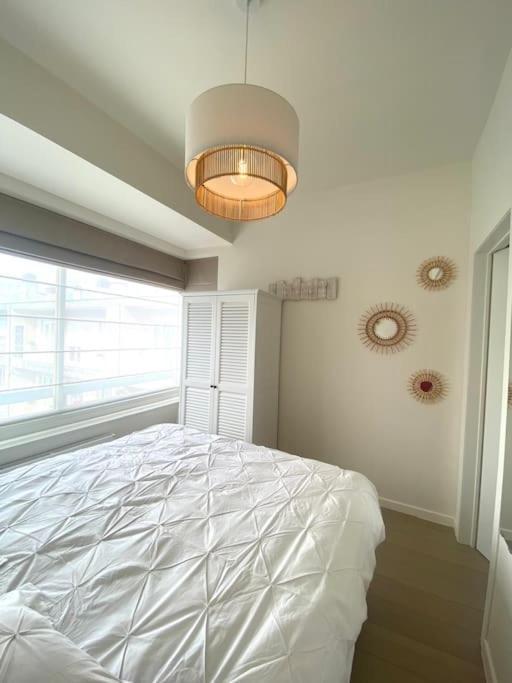1 Chambre Avec Parking Au Coeur De Bruxelles 2D Luaran gambar